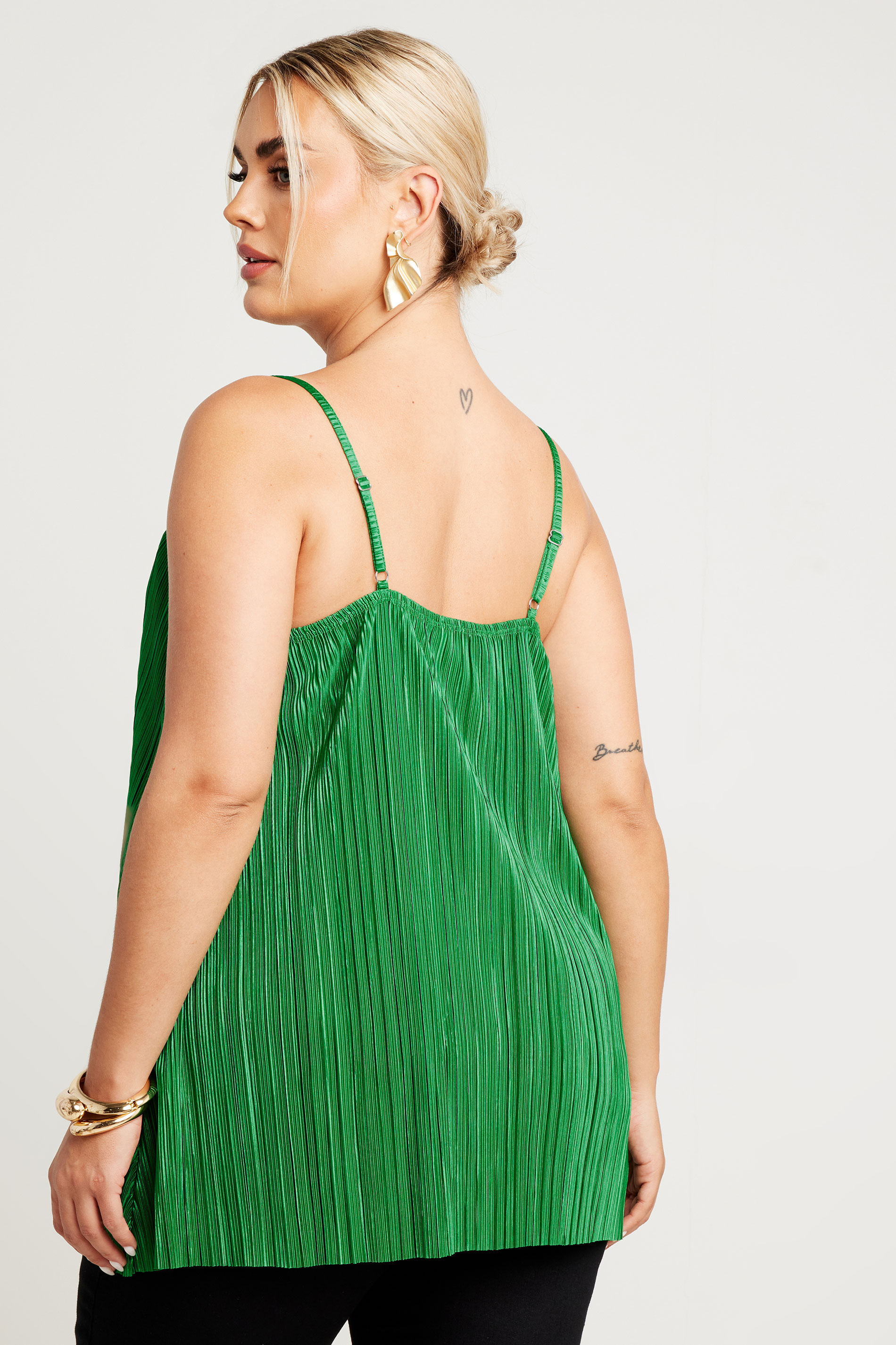 LIMITED COLLECTION Plus Size Green Plisse Cami Top | Yours Clothing 3