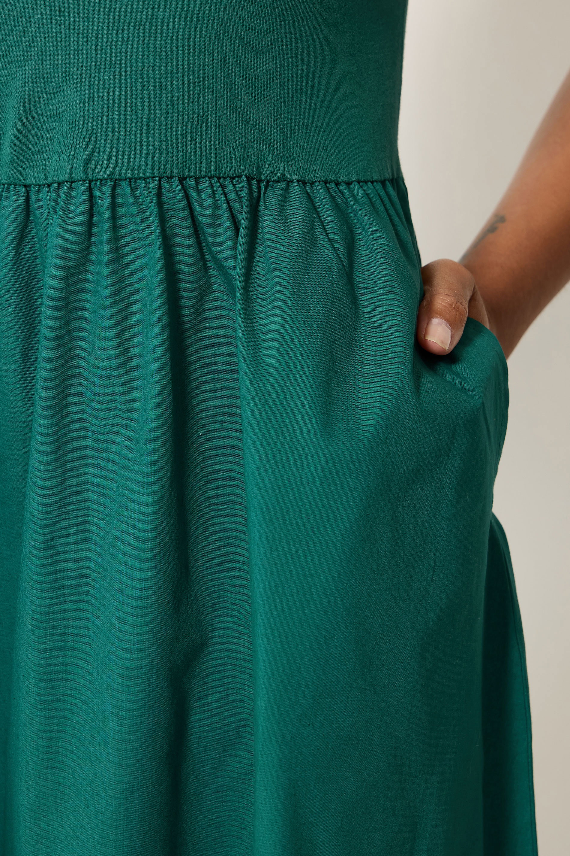 M&Co Green Sleeveless Cotton Midi Dress | M&Co 5