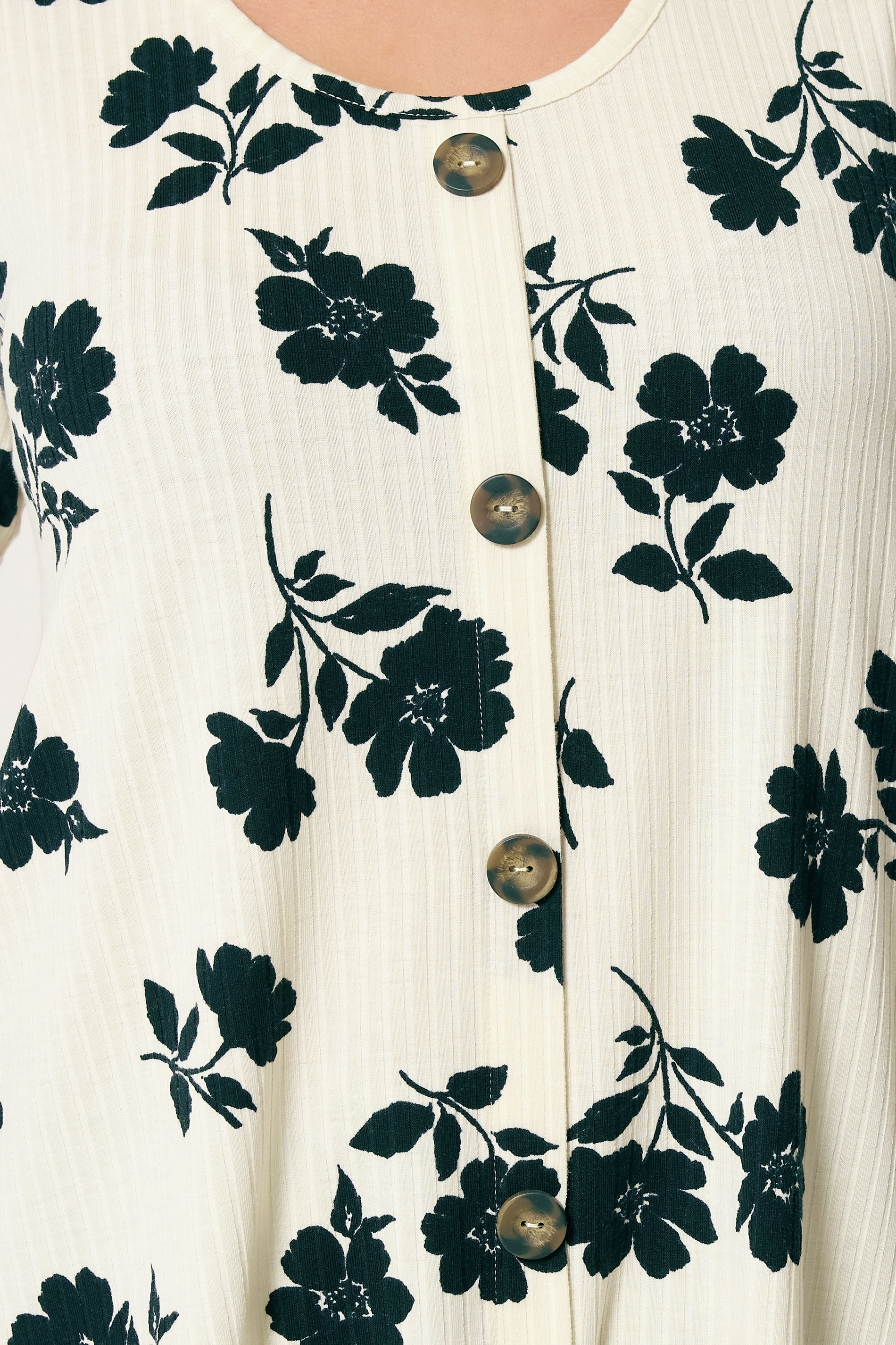 YOURS Plus Size Cream Floral Button Front Ribbed Swing Top | Yours Clothing 4