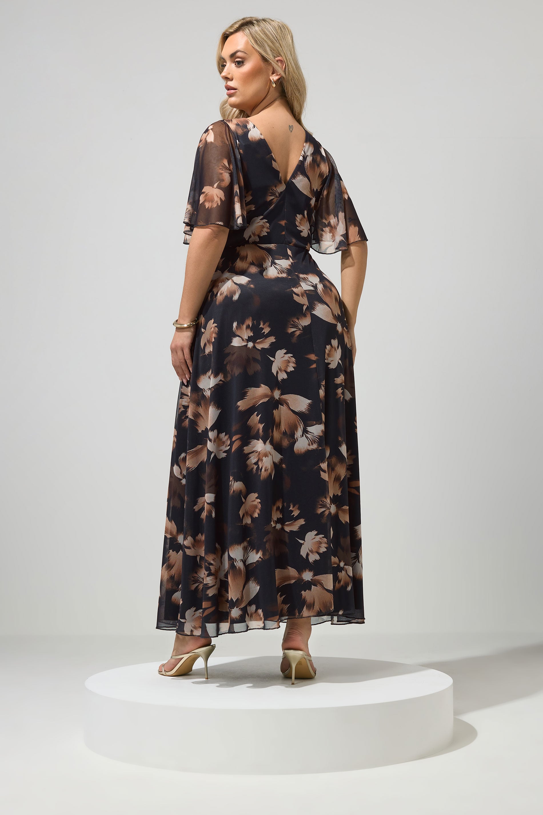 YOURS LONDON Plus Size Chocolate Brown Floral Mesh Maxi Dress | Yours Clothing 2
