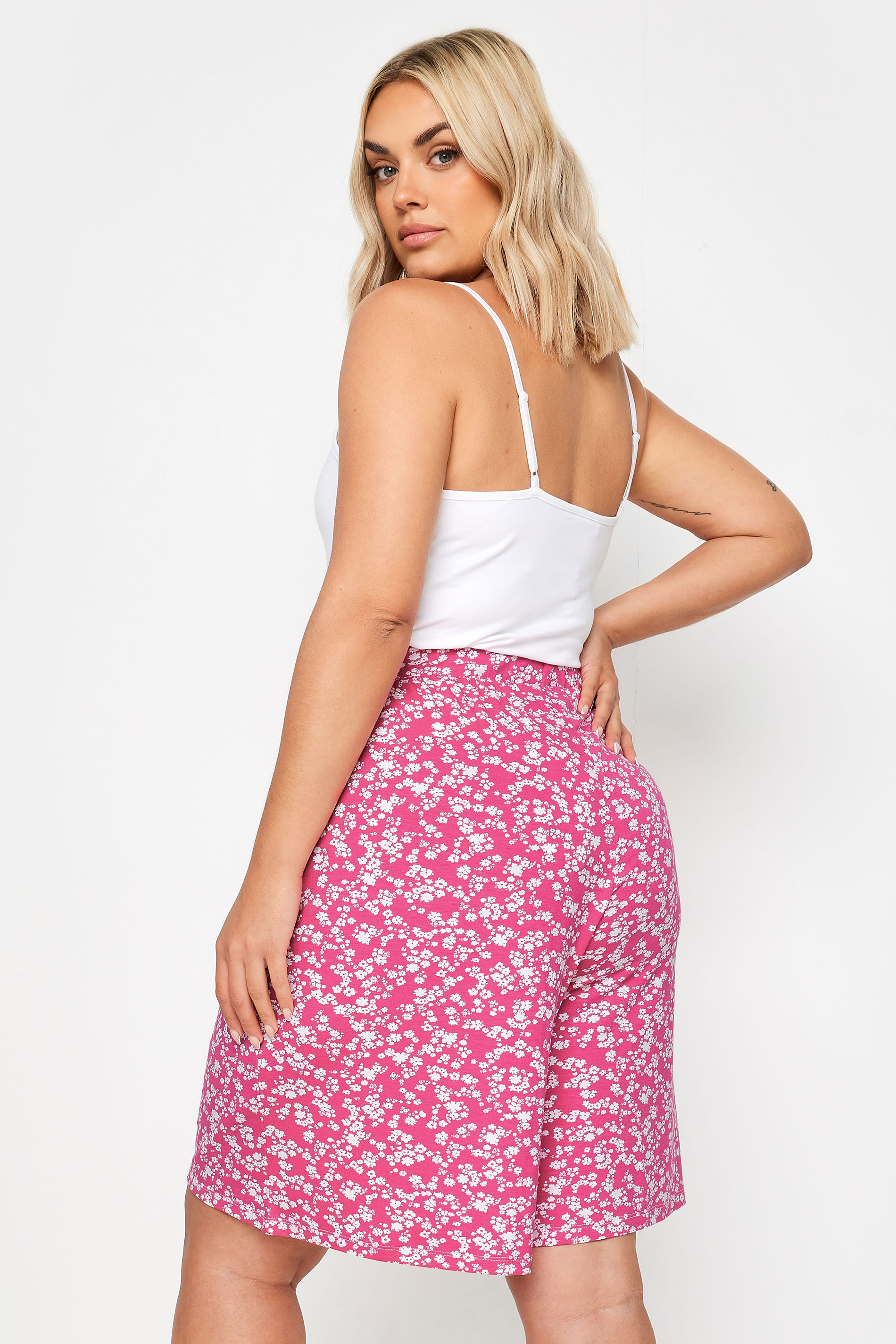 YOURS Plus Size Pink Ditsy Floral Print Pull On Shorts | Yours Clothing 3