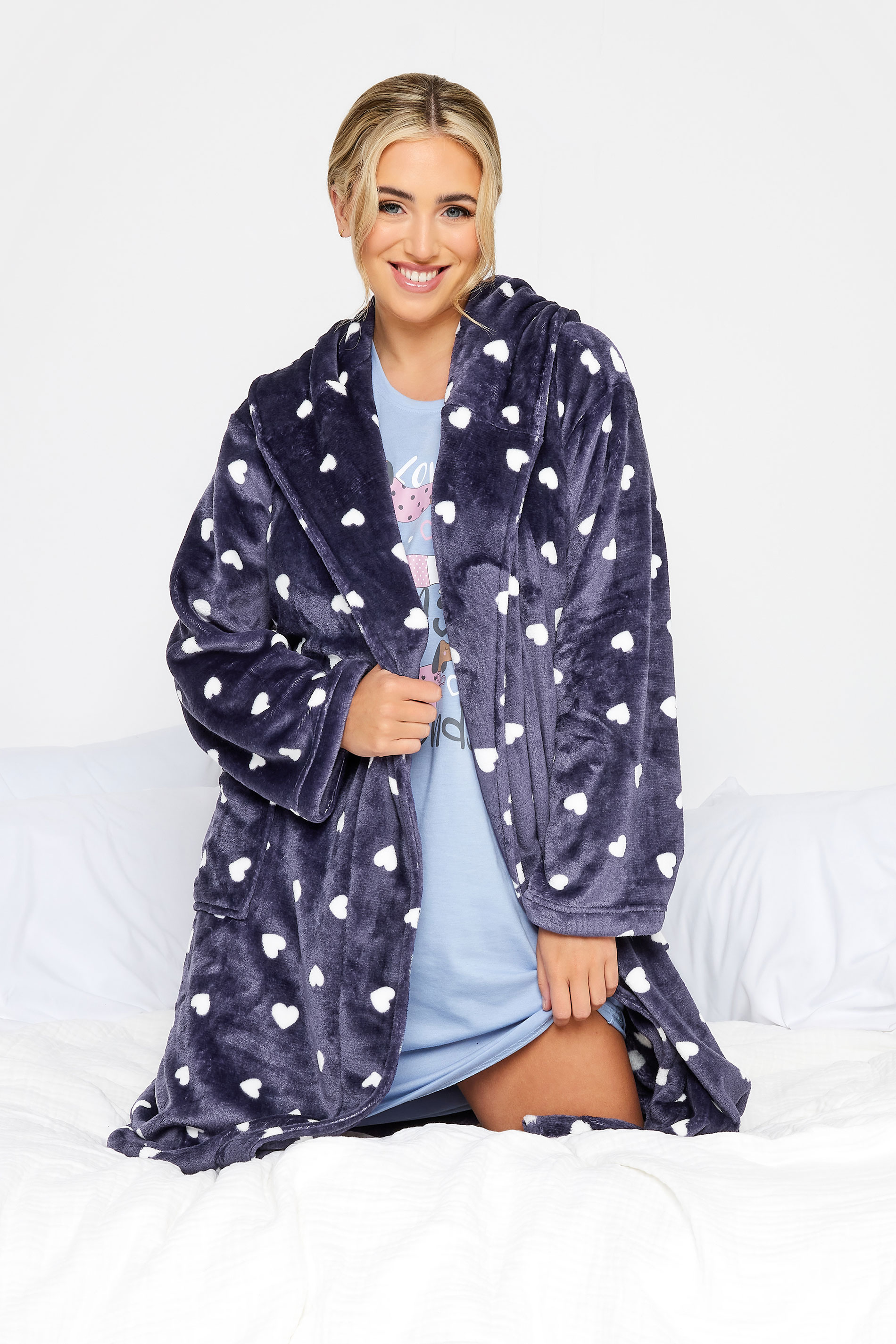 YOURS Plus Size Purple Heart Print Dressing Gown | Yours Clothing 2