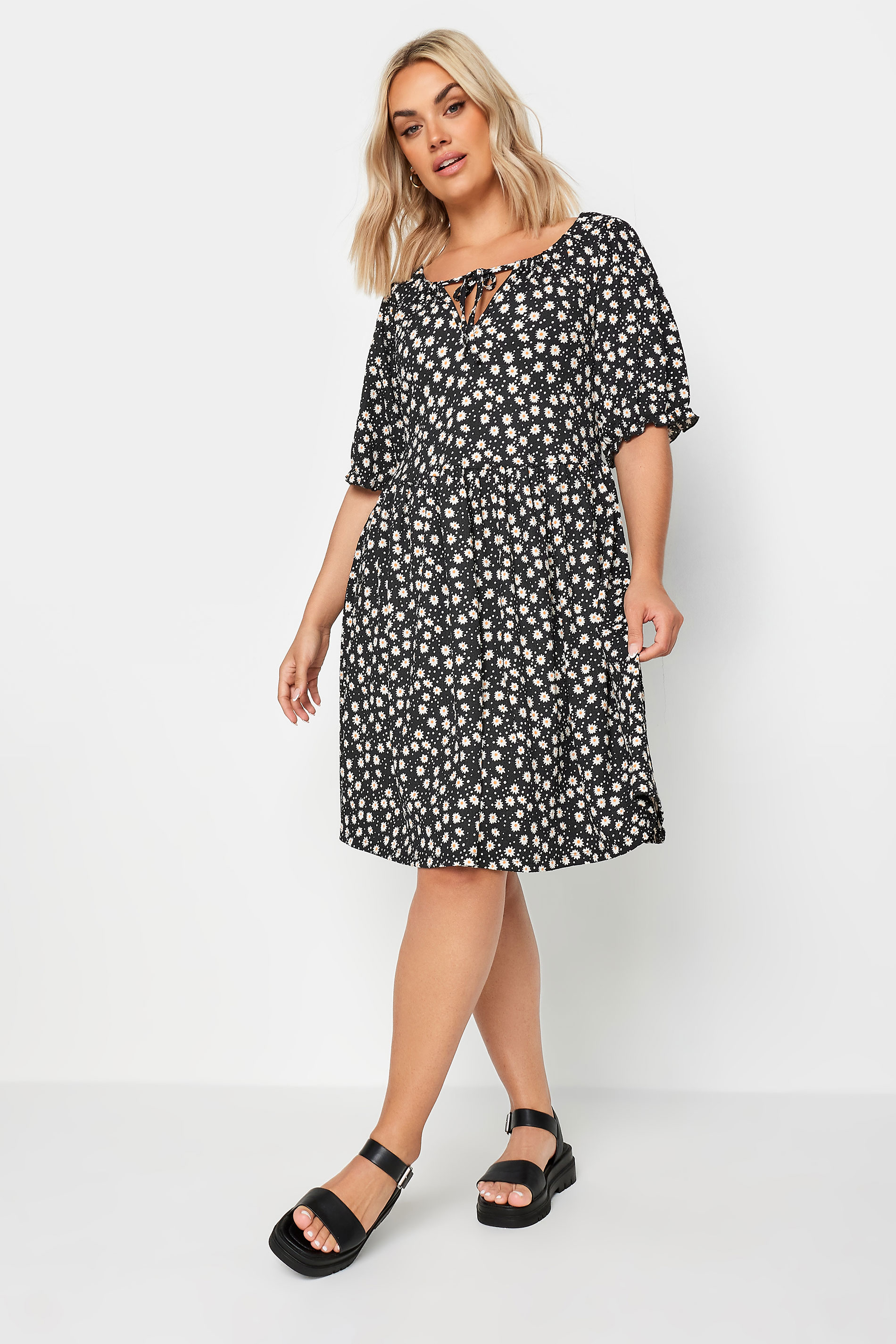YOURS Plus Size Black Daisy Print Textured Mini Dress | Yours Clothing 1