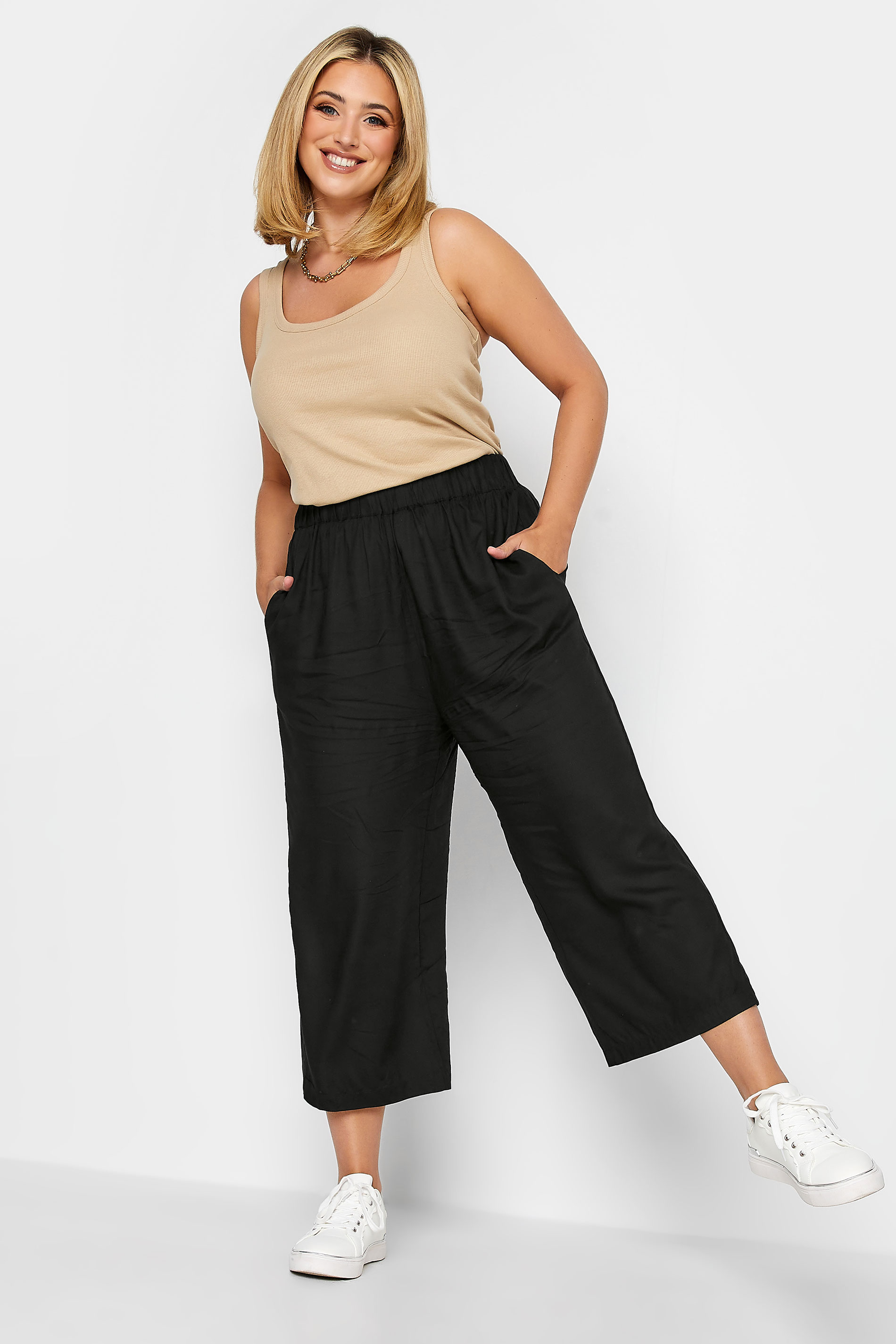 YOURS Plus Size Black Cropped Trousers