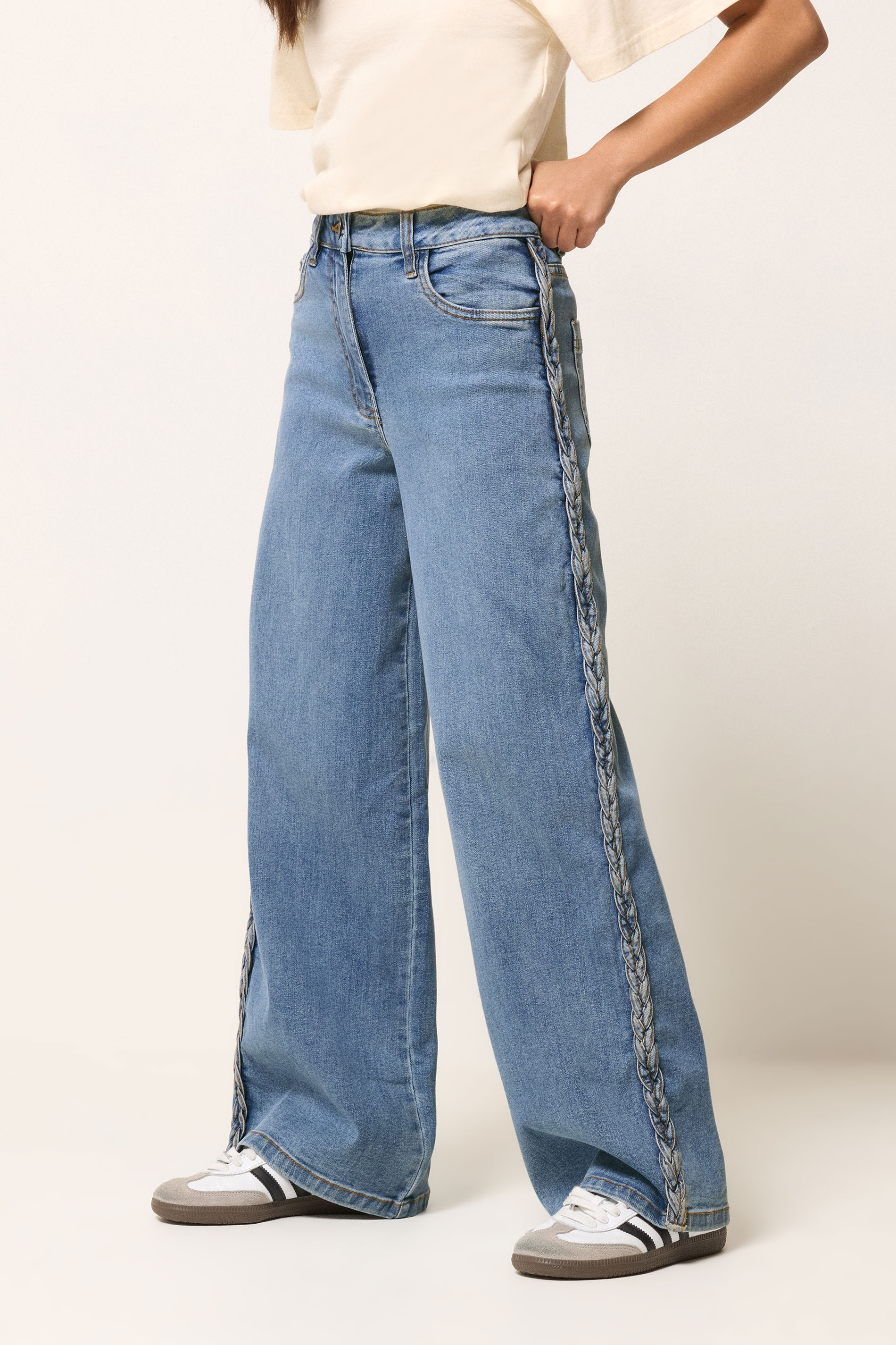 PixieGirl Petite Women's Mid Blue Plait Detail Wide Leg Jeans | PixieGirl 2