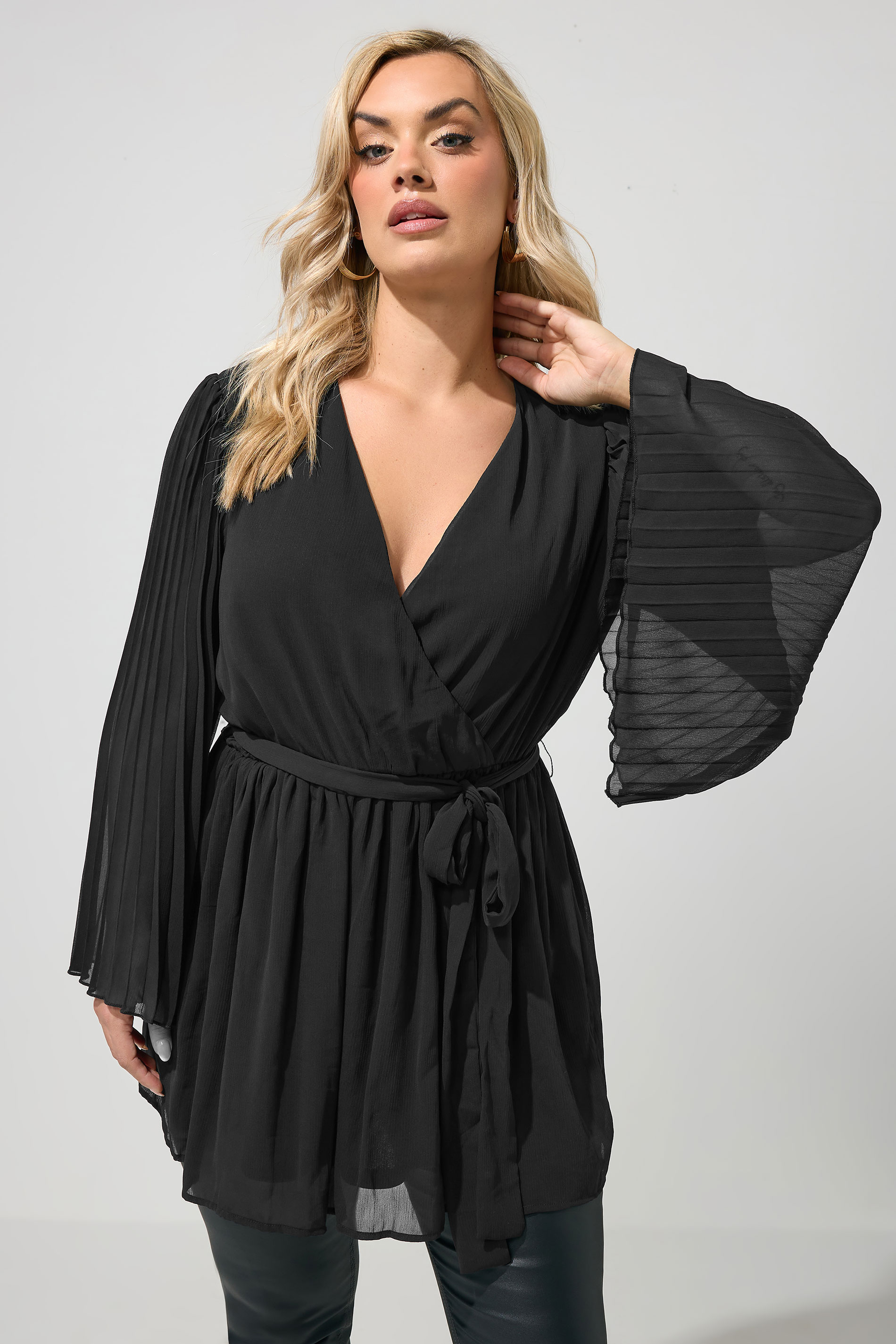 YOURS LONDON Plus Size Black Pleat Sleeve Wrap Top | Yours Clothing 3
