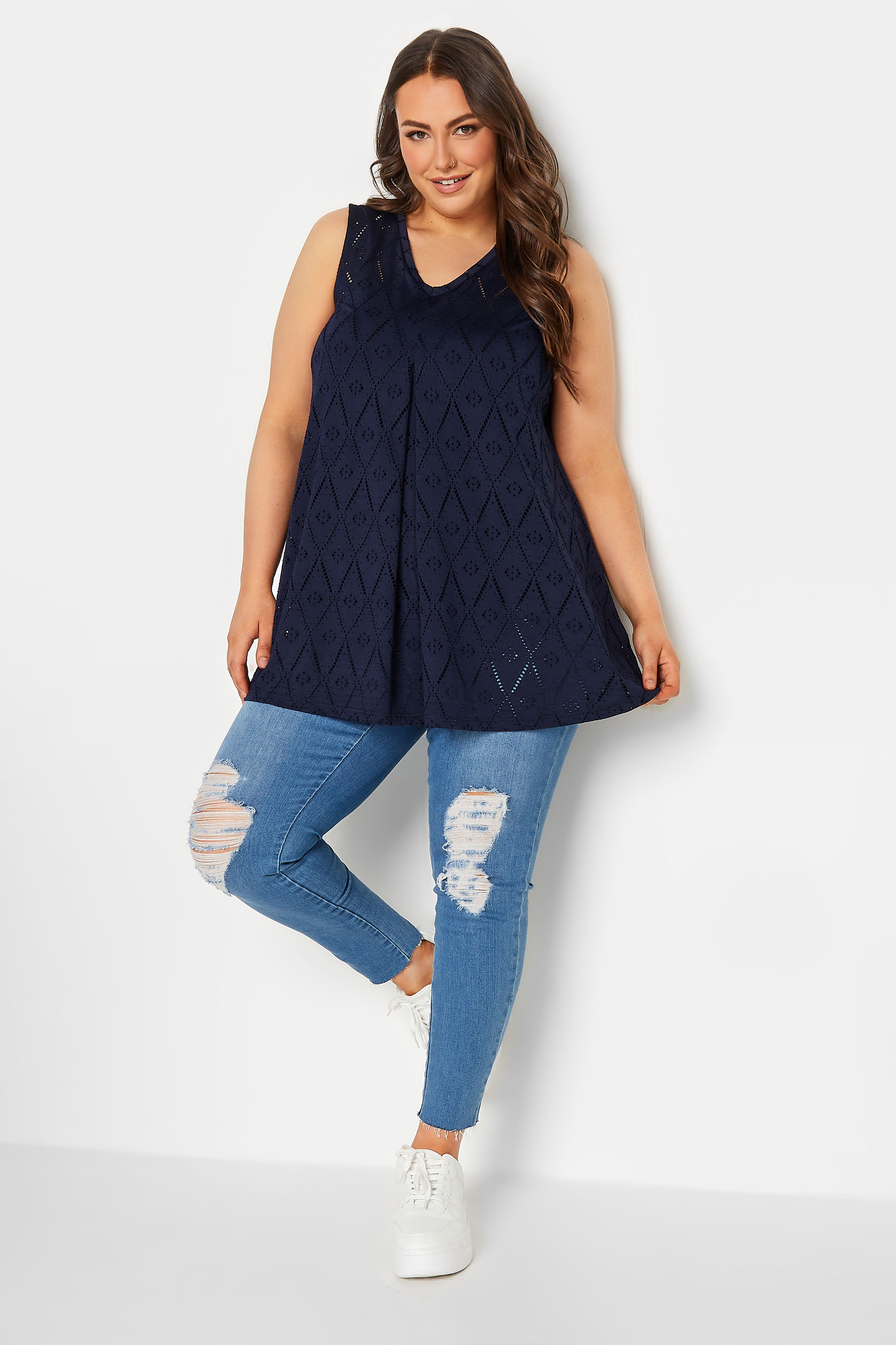 YOURS Curve 2 PACK Plus Size Navy Blue Broderie Swing Vest Top | Yours Clothing  3