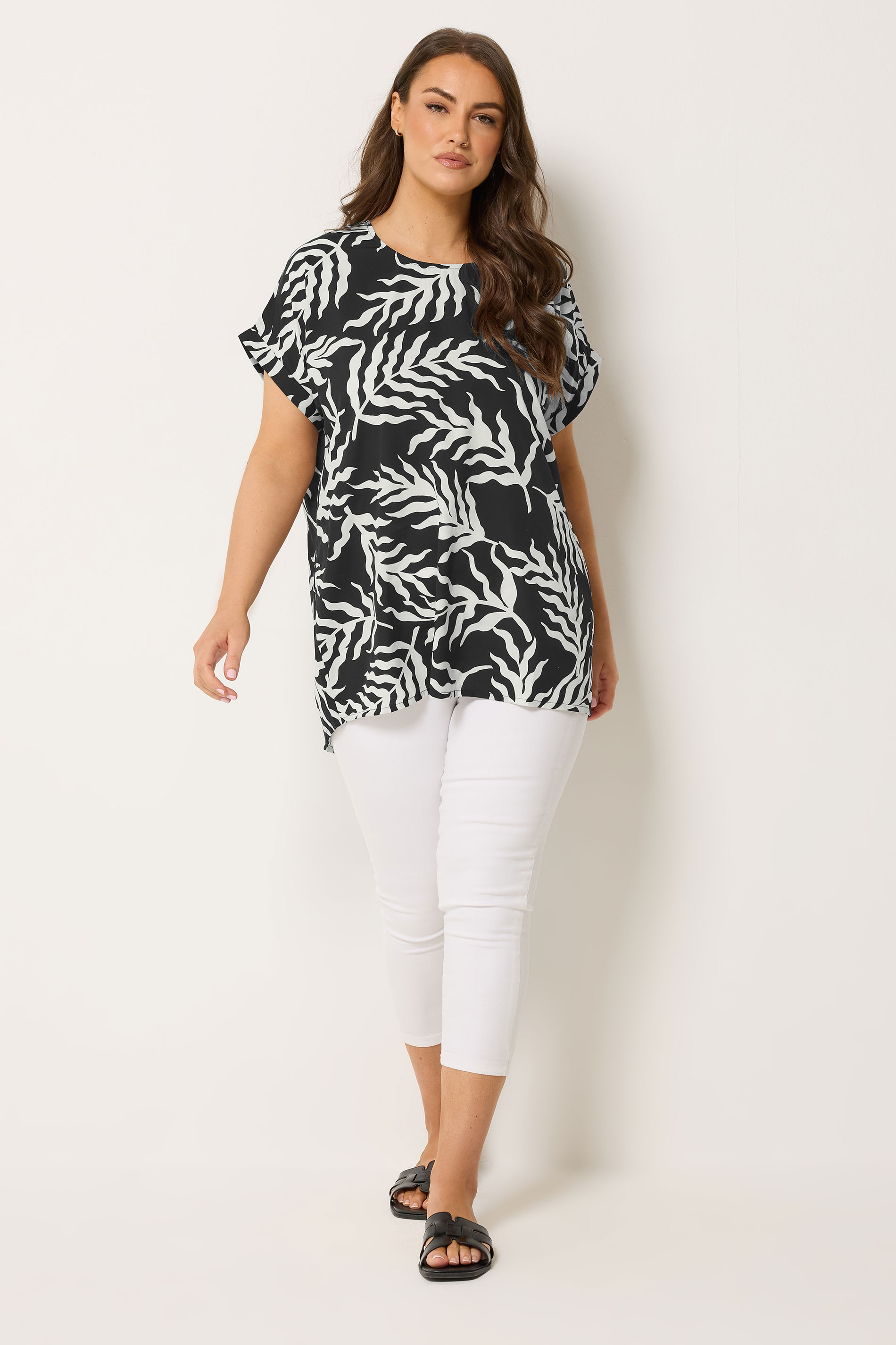 YOURS Plus Size Black Leaf Print Top | Yours Clothing 1