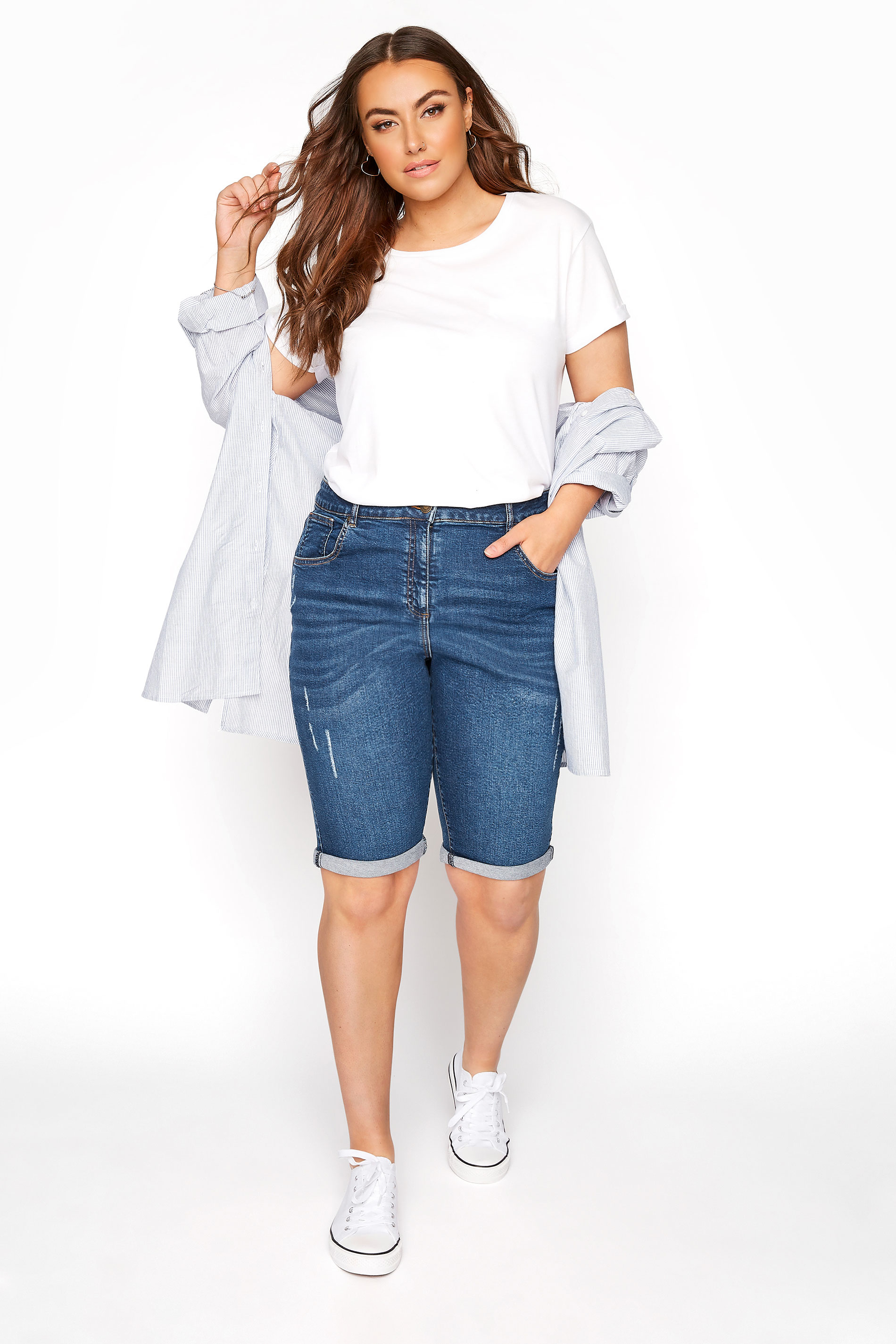 Grande taille  Shorts Grande Taille Grande taille  Shorts en Jeans | Short Bleu Design Griffures - AO35621