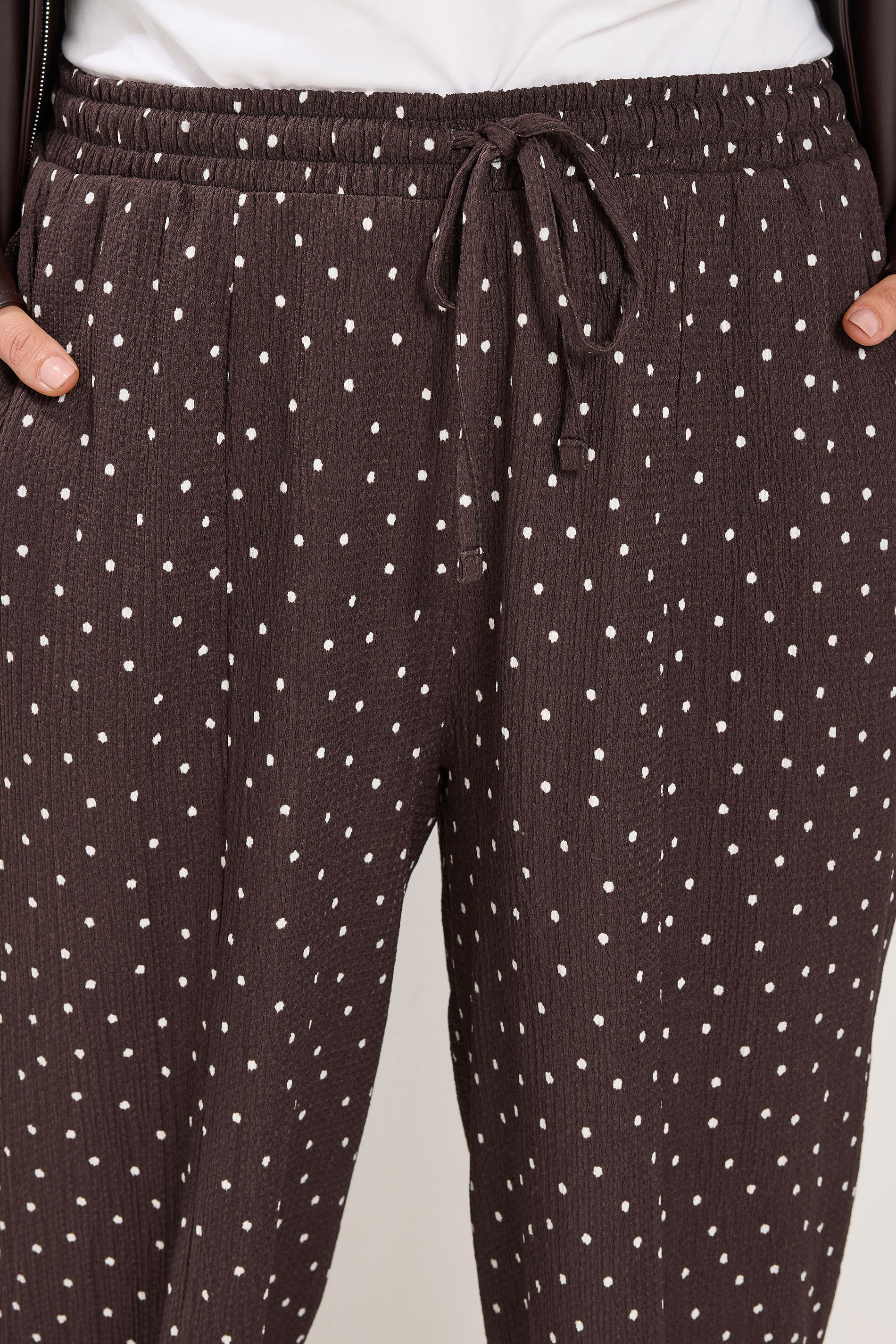 YOURS Plus Size Chocolate Brown Polka Dot Barrel Trousers | Yours Clothing 3