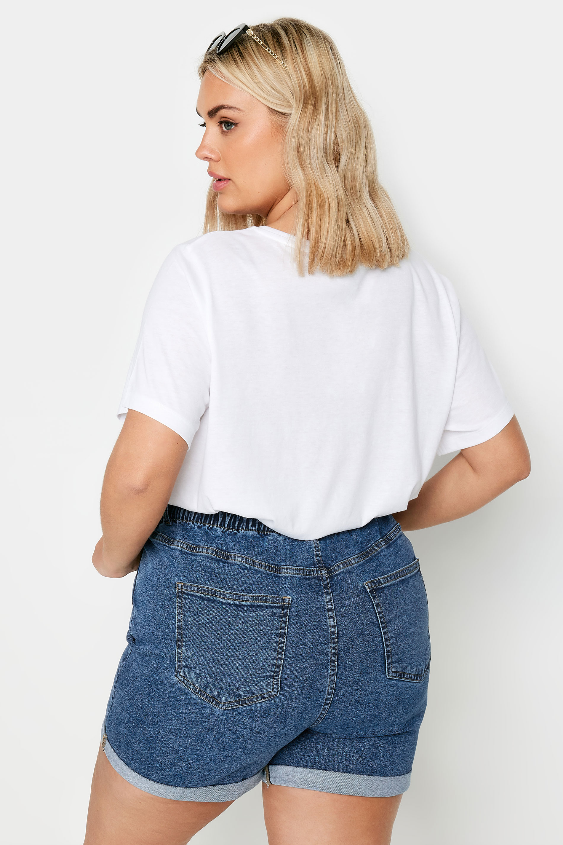 YOURS Plus Size Mid Wash Blue Stretch Denim Shorts | Yours Clothing 3