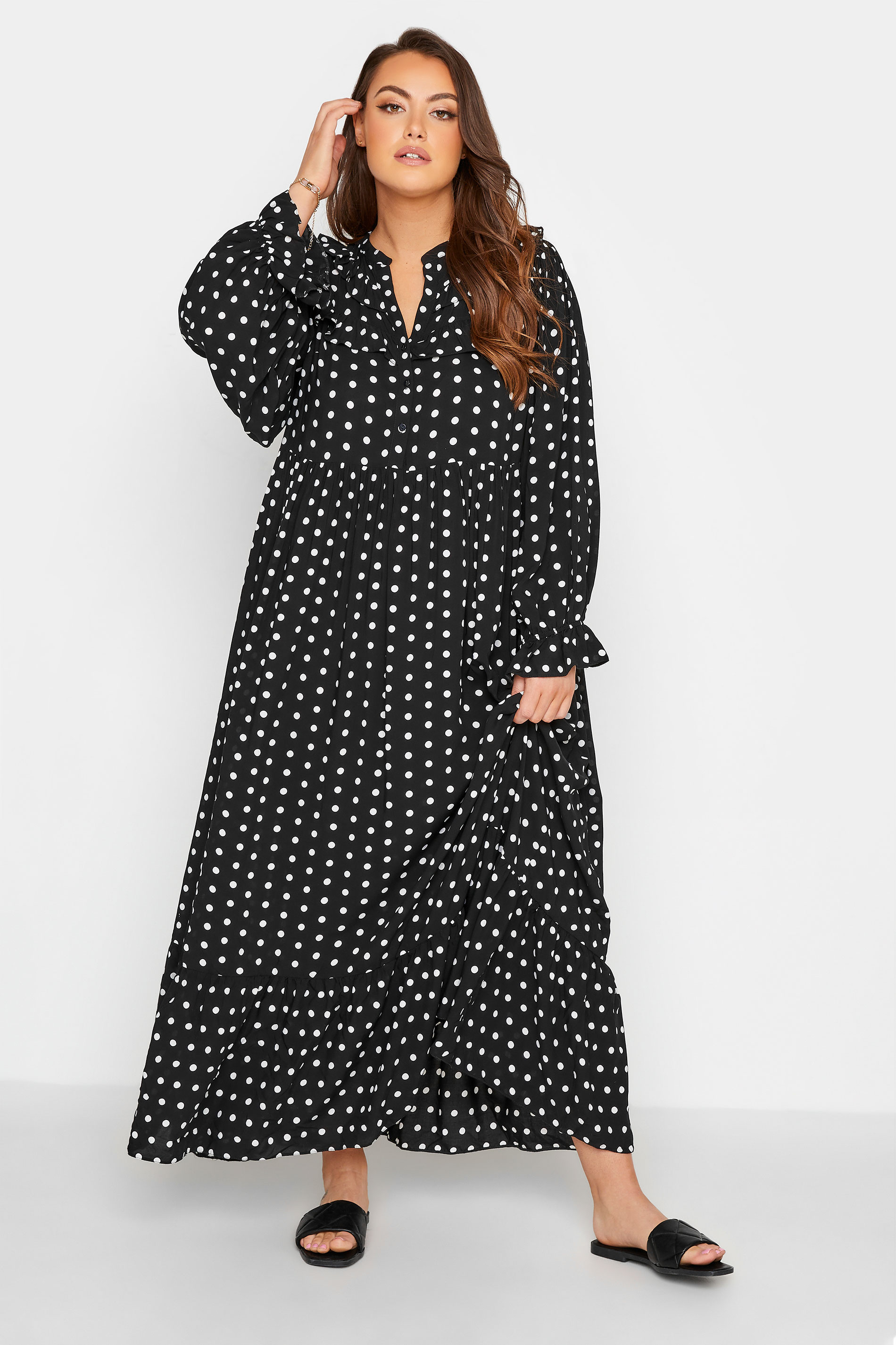 Robes Grande Taille Grande taille  Robes Longues | LIMITED COLLECTION - Robe Noire Maxi Smocké à Pois - WZ55649