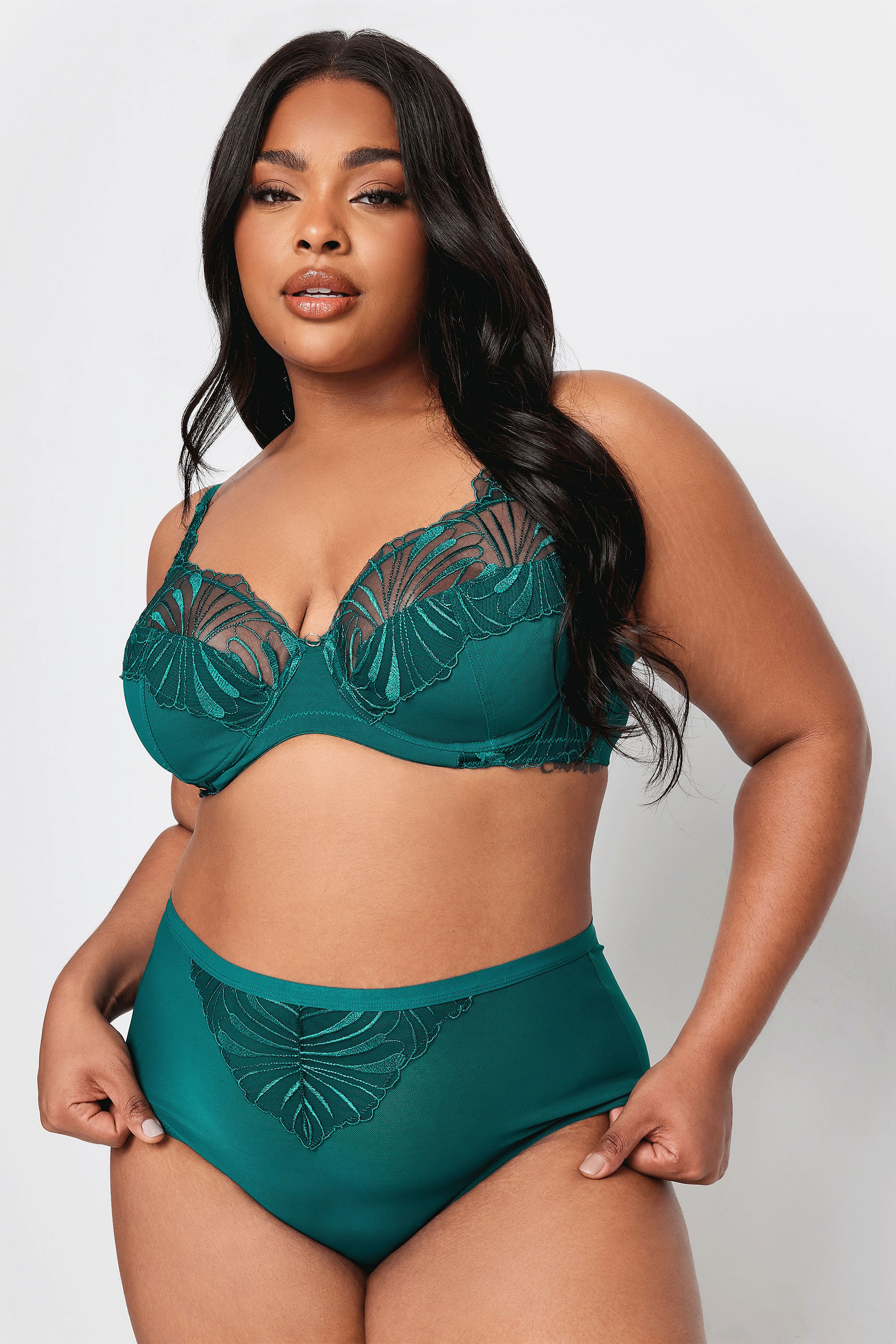 YOURS Plus Size 2 PACK Black & Green Leaf Embossed Non-Padded Bras | Yours Clothing 2