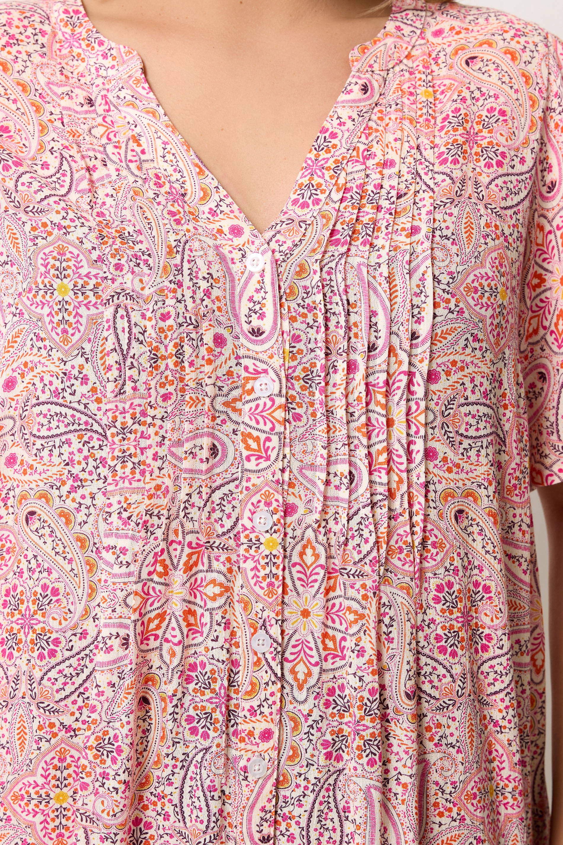 YOURS Plus Size Pink Paisley Print Pintuck Blouse | Yours Clothing 4