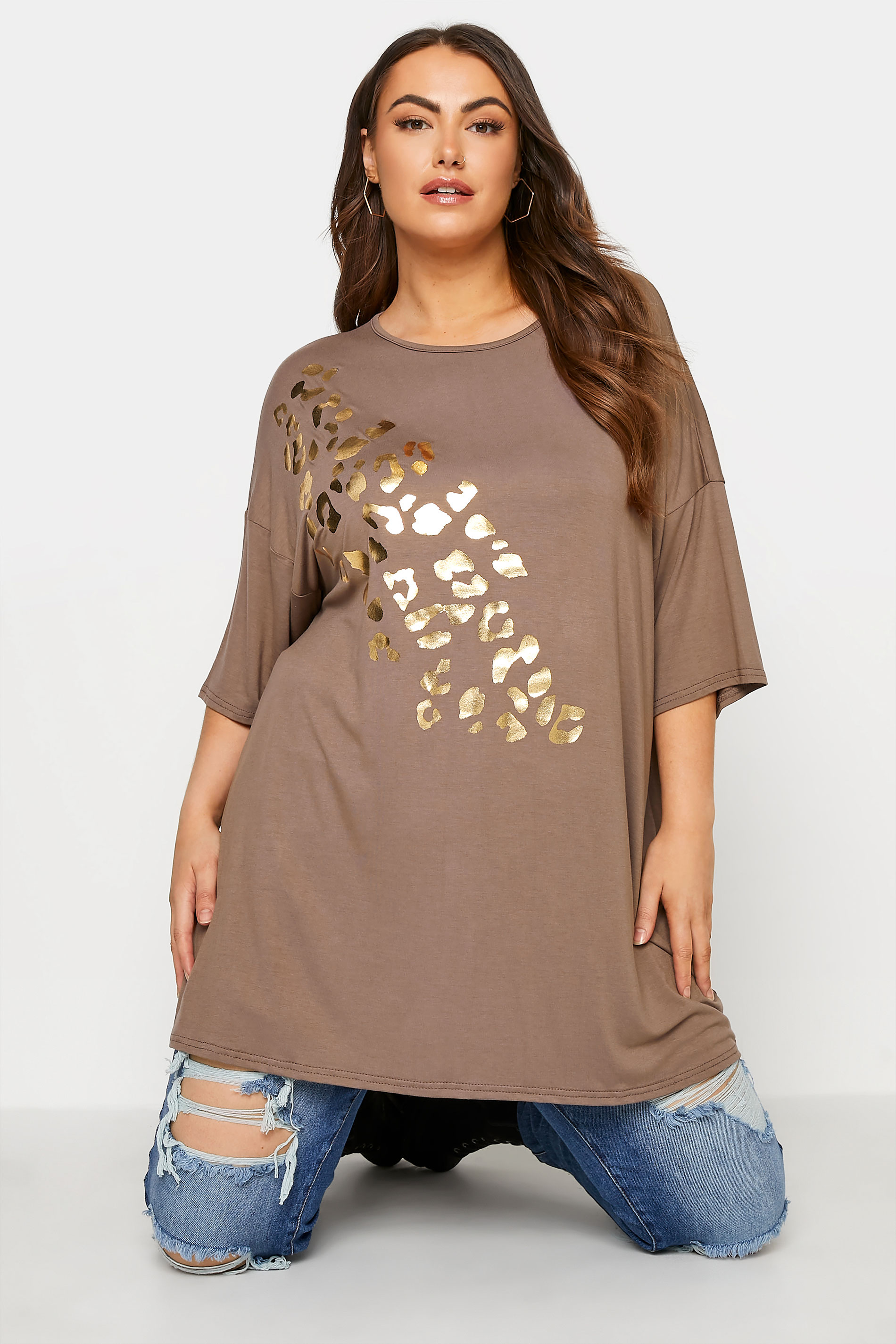 LIMITED COLLECTION Mocha Foil Leopard Print Oversized Tee_A.jpg
