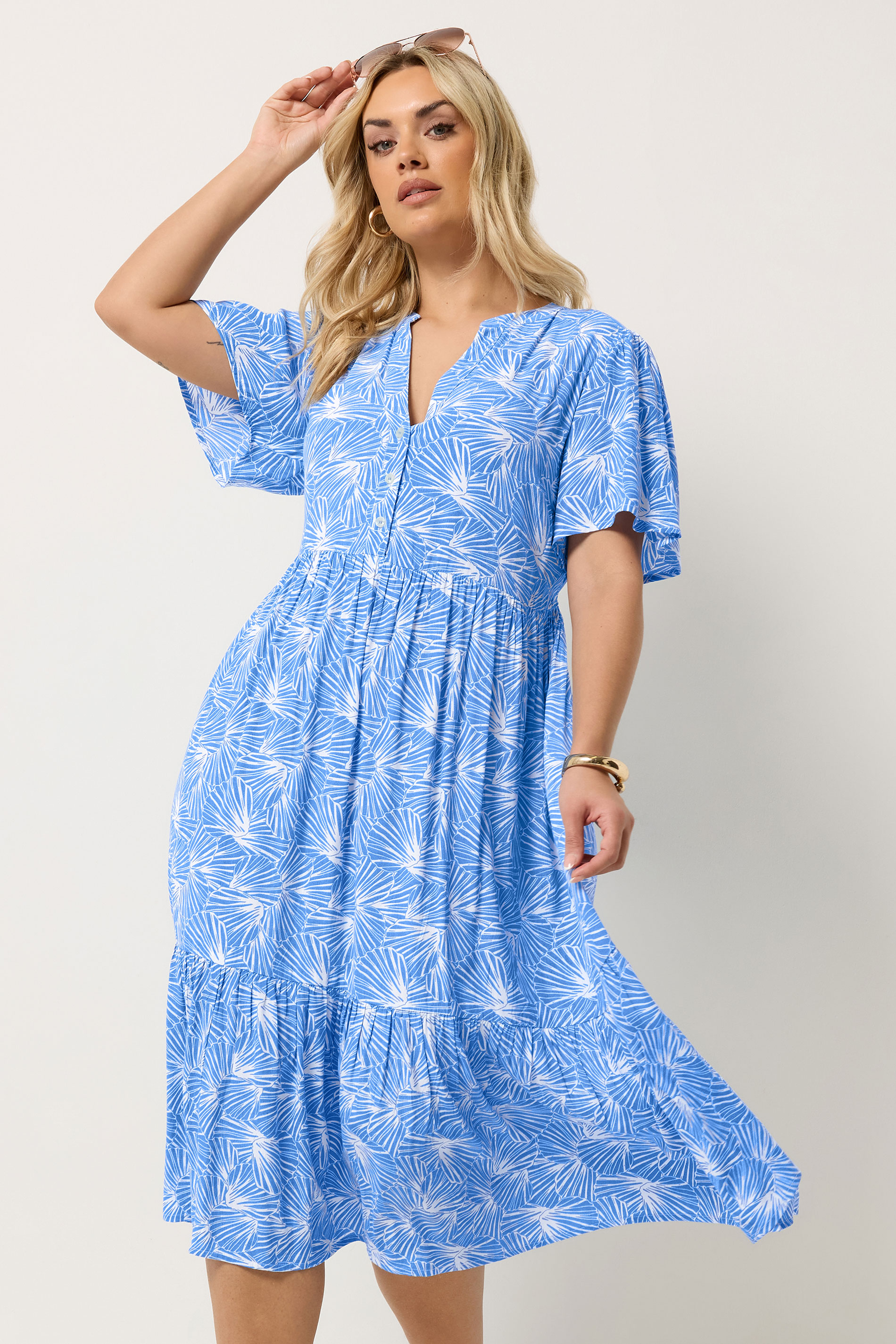 YOURS Plus Size Blue Shell Print Tiered Dress | Yours Clothing 3