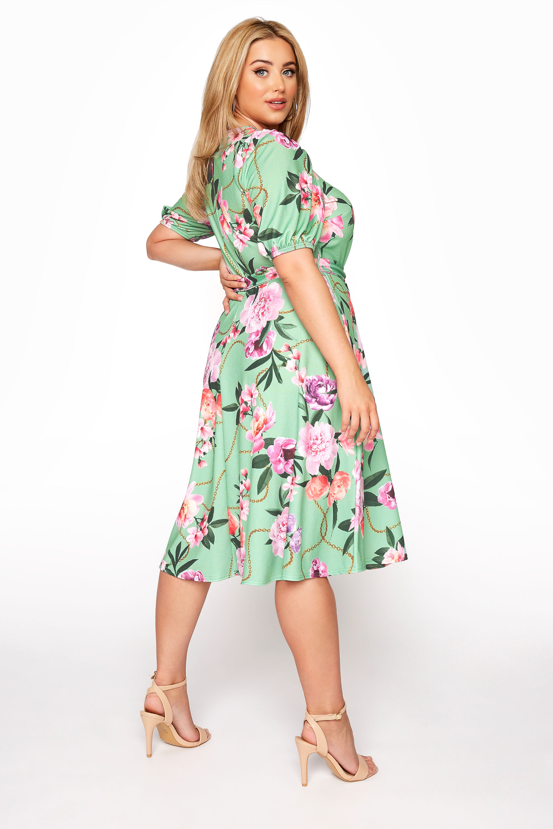 YOURS LONDON Plus Size Green Floral Chain Print Puff Sleeve Skater Dress | Yours Clothing 3