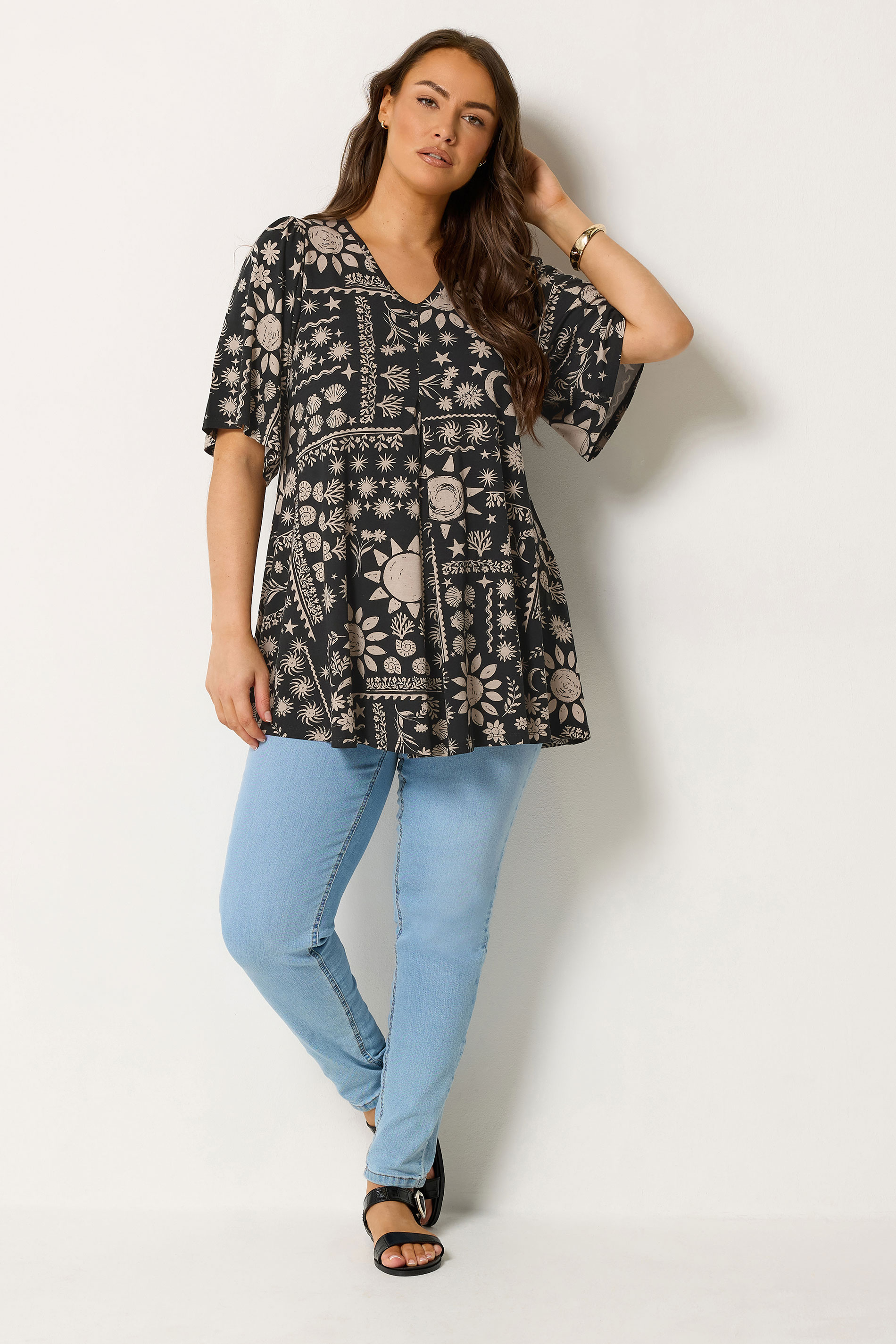 YOURS Plus Size Black Mixed Summer Print Pleat Front Angel Sleeve Top 1