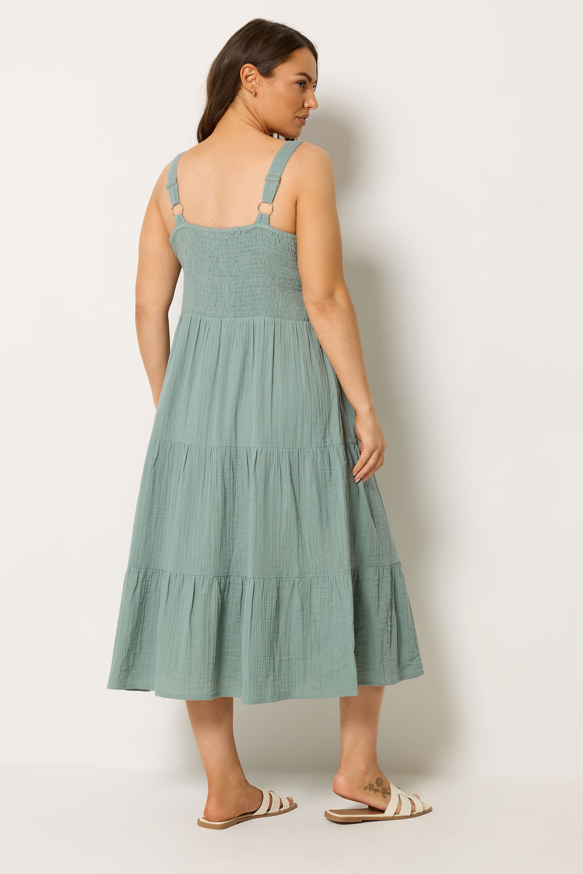 YOURS Plus Size Sage Green Cheesecloth Pleated Tiered Dress | Yours Clothing 2