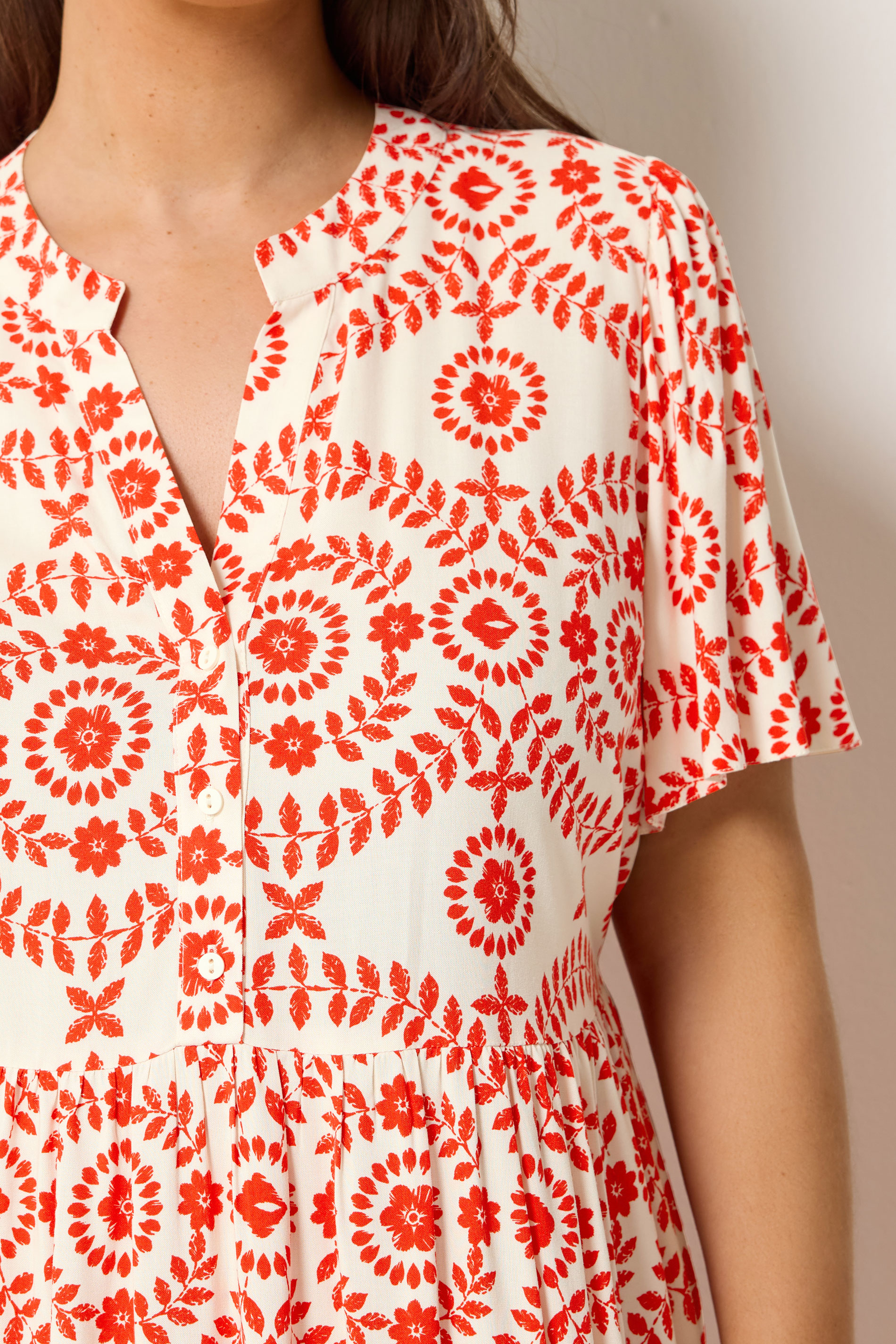YOURS Plus Size Red Floral Half Placket Maxi Dress | Yours Clothing 4