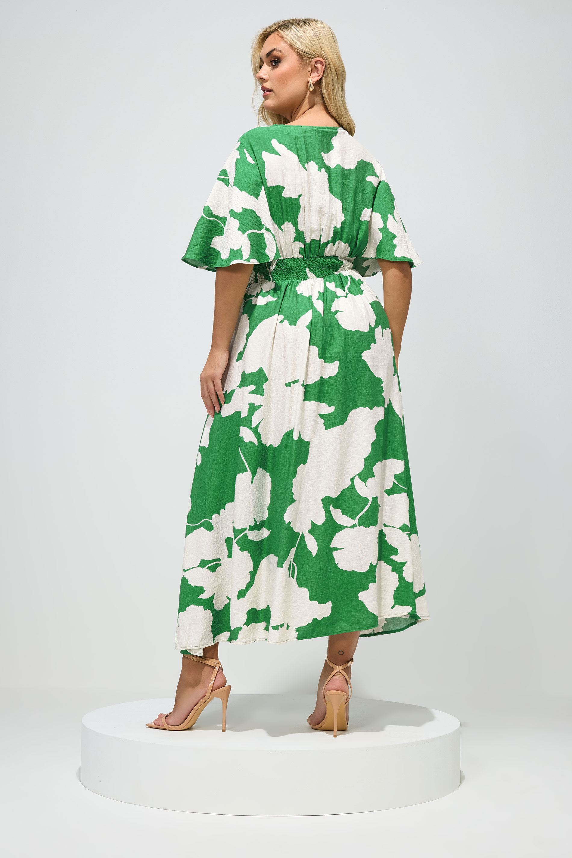 YOURS LONDON Plus Size Green Floral Linen Look Wrap Dress | Yours Clothing 2