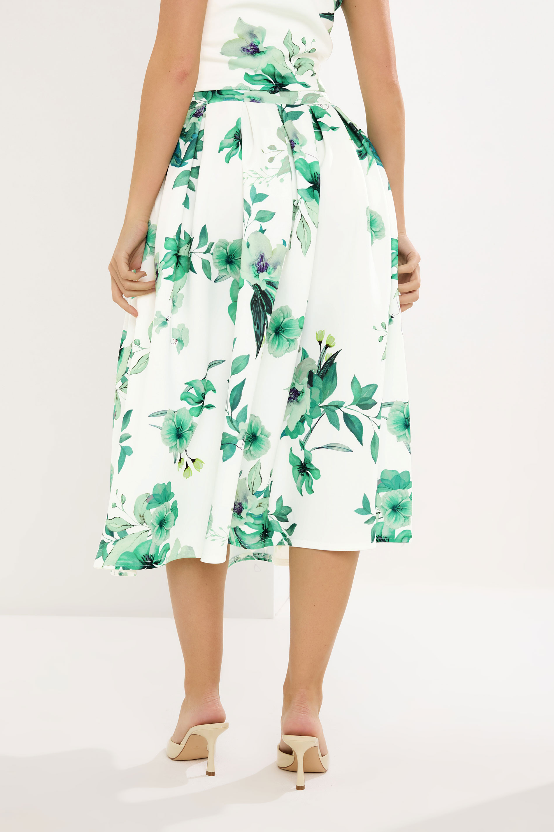 STAR White Floral Scuba Maxi Skirt | StarByJM 2